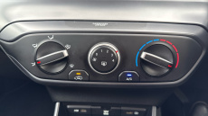 Hyundai i20 1.0T GDi 48V MHD SE Connect 5dr Petrol Hatchback